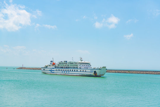 琼州海峡上的渡轮