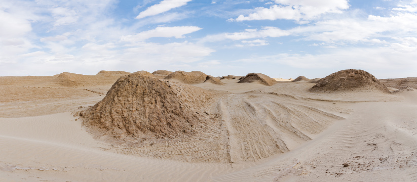 青海海西原始风蚀地貌