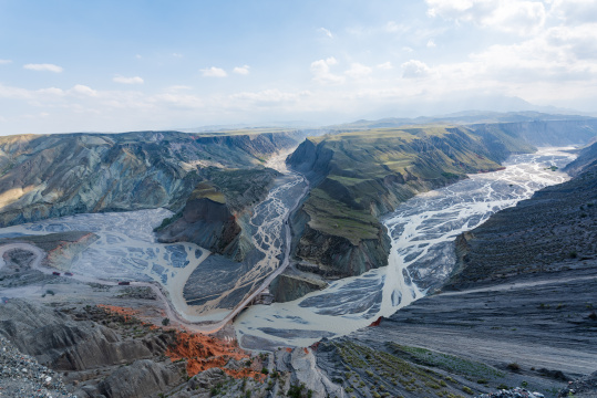 中国新疆塔城安集海大峡谷壮阔景观