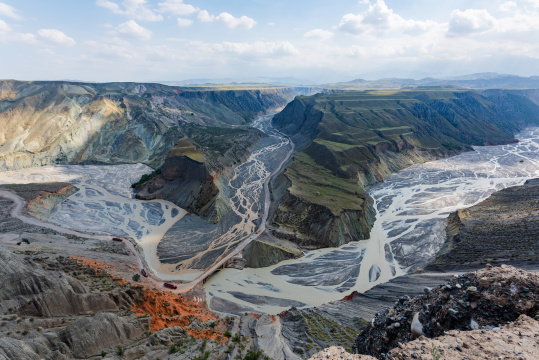 中国新疆塔城安集海大峡谷壮阔景观