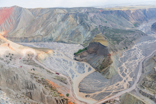 中国新疆塔城安集海大峡谷壮阔景观