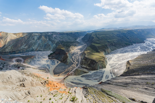 中国新疆塔城安集海大峡谷壮阔景观