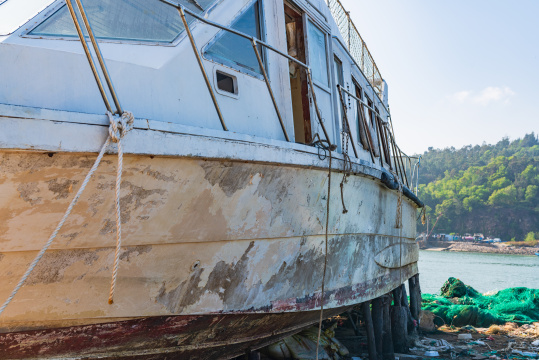 中国广东惠州惠东双月湾晴天海岸线