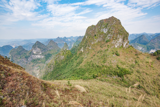 中国广西河池凤山文笔峰