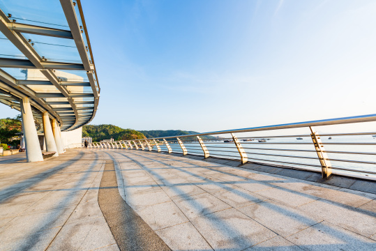 深圳大鹏南澳月亮湾广场