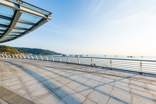 深圳大鹏南澳月亮湾广场