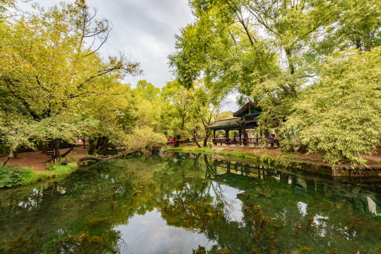 丽江涑河古镇九鼎龙潭