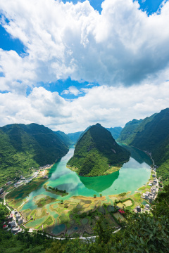 广西河池市红水河第一湾