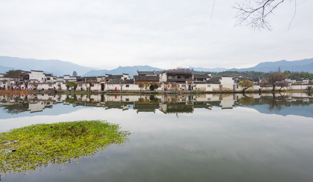 中国安徽黟县宏村月沼冬季风光