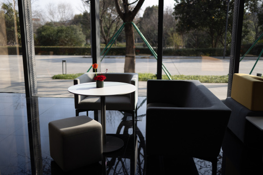 现代办公室大厅室内空间