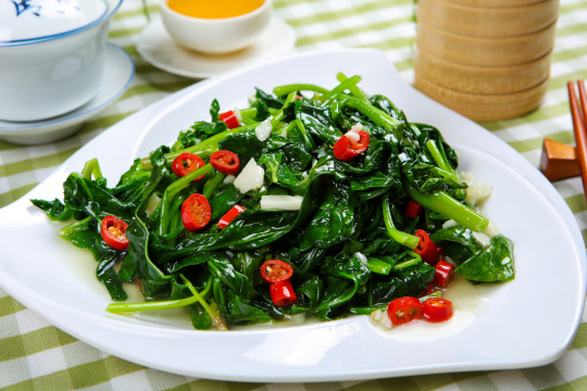 炒菠菜
