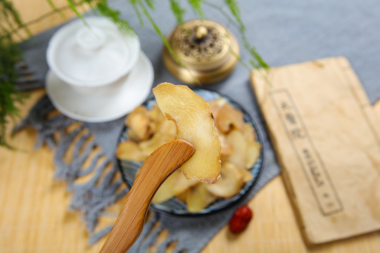 中药材生黄精片