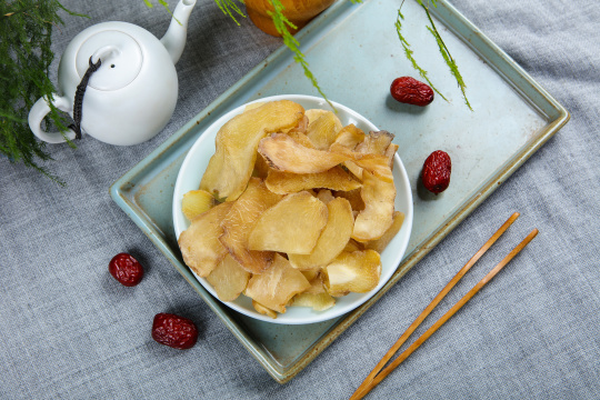 中药材生黄精片