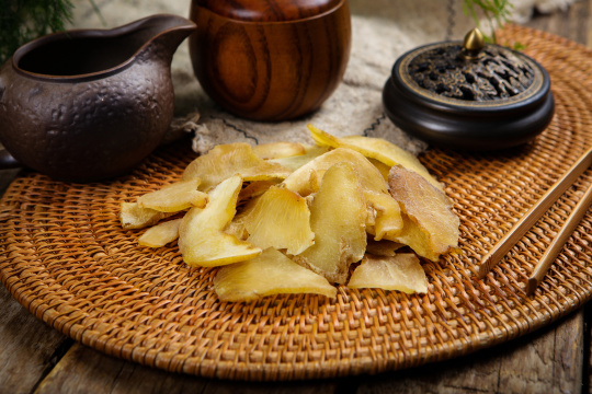 中药材生黄精片