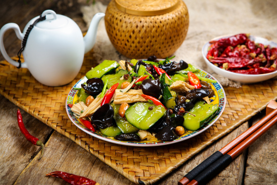 腐竹木耳凉拌黄瓜