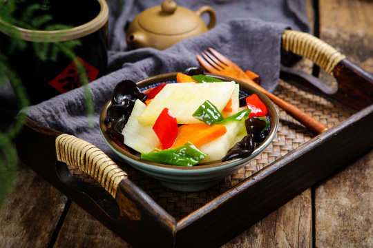 胡萝卜木耳炒淮山药