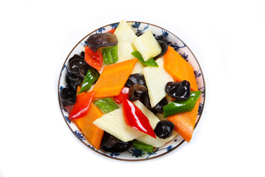 胡萝卜木耳炒淮山药