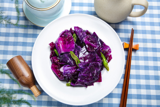 炒紫甘蓝