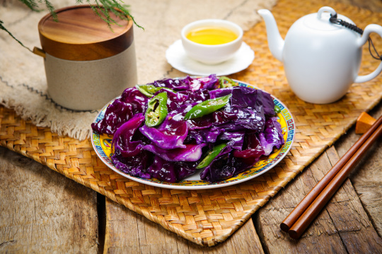 炒紫甘蓝