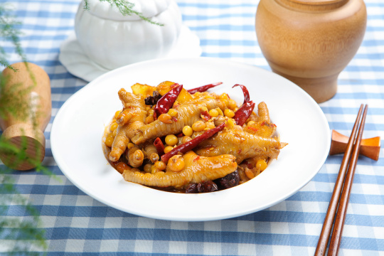 黄豆焖鸡爪