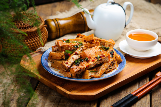 凉拌油炸豆腐
