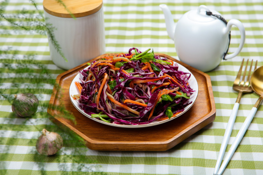 凉拌紫甘蓝
