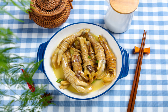 炖鸭脚包