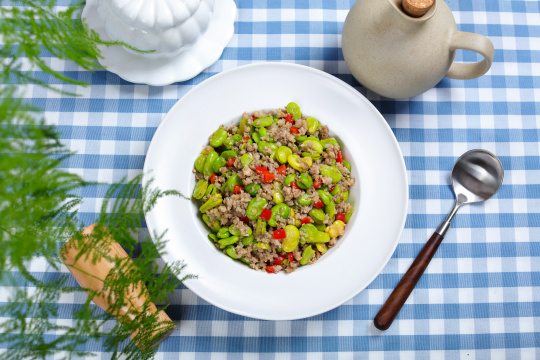 蚕豆米吵肉末