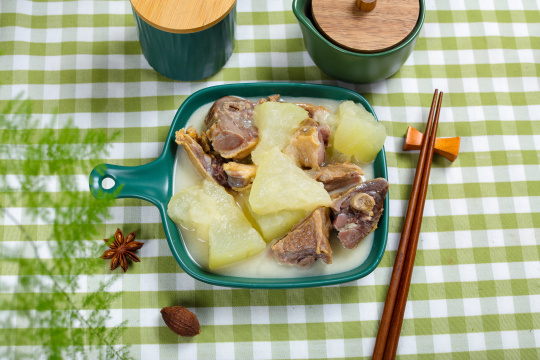 腊鸭炖冬瓜