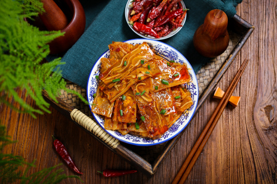 凉拌猪耳冻千层耳