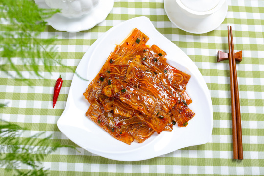 凉拌猪耳冻千层耳