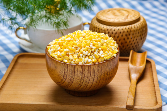 大玉米渣子