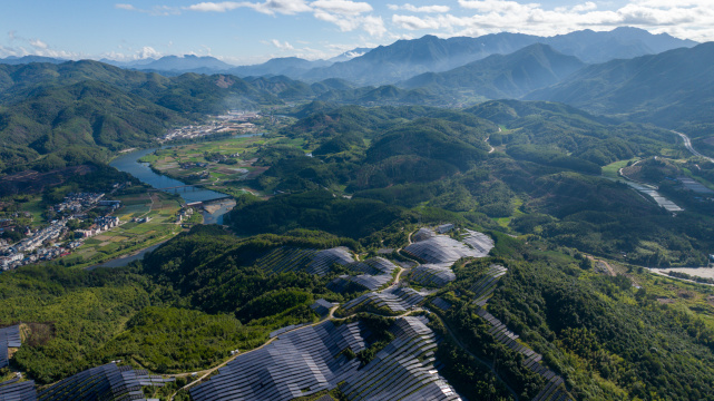 太阳能发电站新能源光伏发电 节能减排