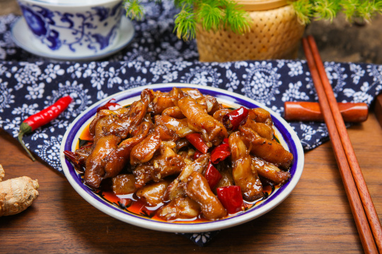 麻辣鸡脚筋