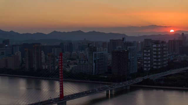 航拍杭州西兴大桥日落
