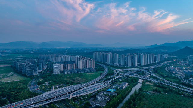 杭州麦岭沙立交桥日落