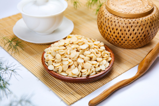 药材桃仁