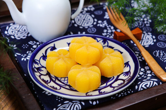 芒果冰皮月饼