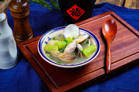 蛤蜊丝瓜汤