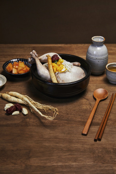 工匠之味 - 参鸡汤和药酒照片图像 