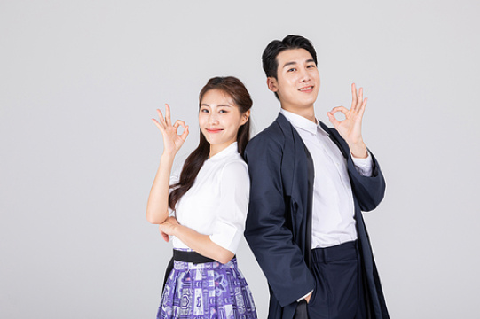 秋夕购物_好的手势动作照片图像 