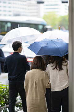 下雨天 002 