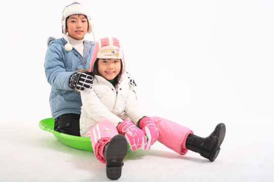 冬季运动（滑雪/滑雪板等）260 