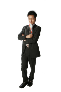 107 位商务人士（1 人） 1575 