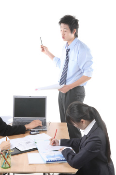 111 位商人/女商人 355 