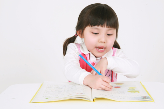 222 个孩子/老师 580  