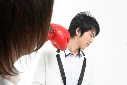 223 名中学生/高中生 754  