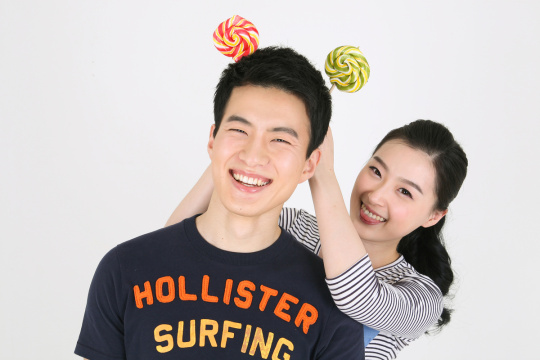 298 对情侣/爱人 908  