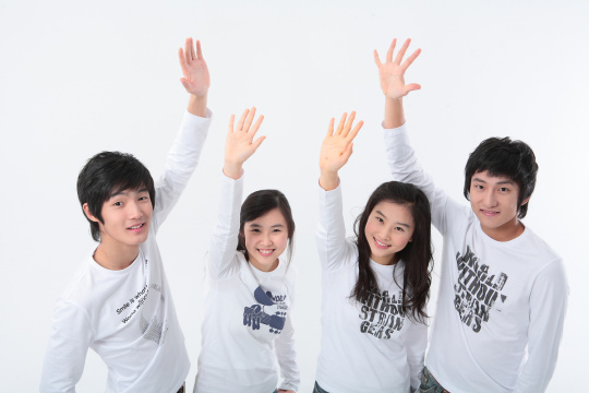 224 名大学生 1118  