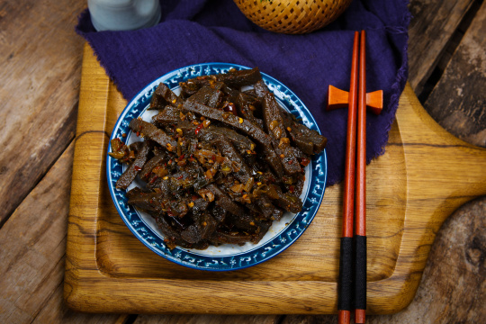 酸菜炒魔芋豆腐